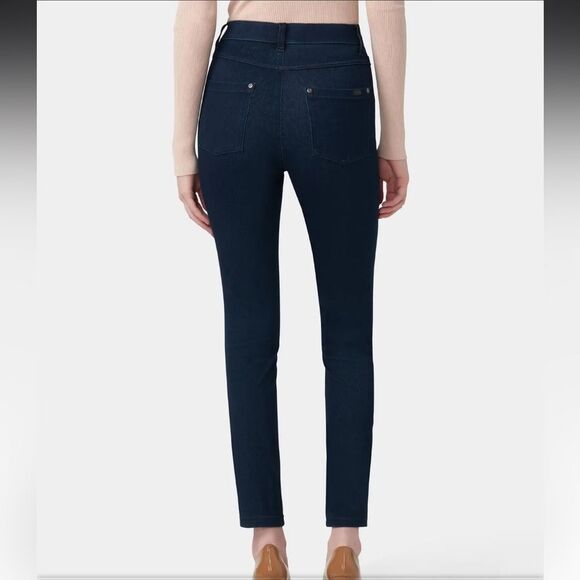 Hue | Women’s Ultra Soft Navy Blue Denim High Waist Skimmer Leggings Dark Wash - Picture 2 of 14